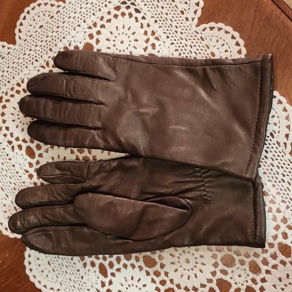 SIZE 8 Geniune Soft Leather Vintage Fownes Driving Gloves